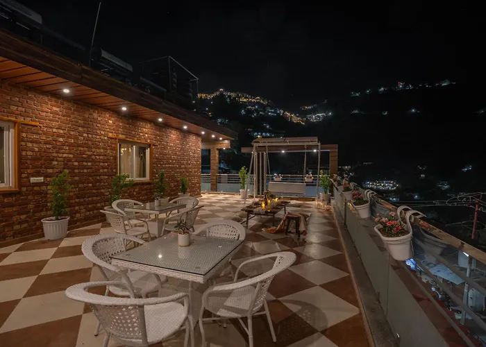 Perfectstayz Paradise Near Bhatta Falls