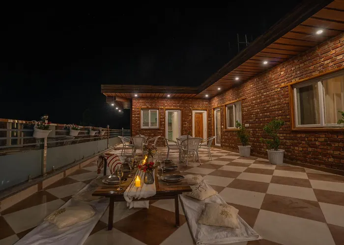 Perfectstayz Paradise Near Bhatta Falls
